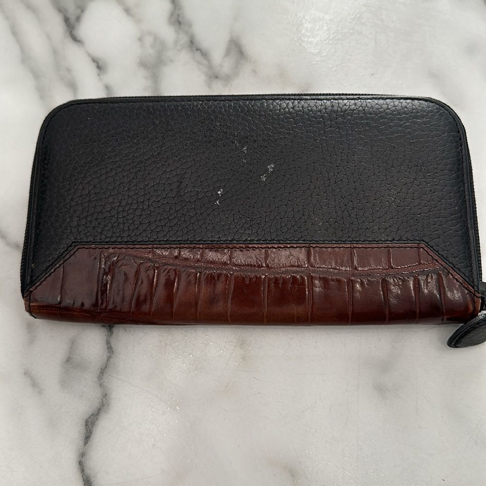 Brighton Leather Zip Around‎ Wallet - Picture 2 of 9